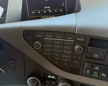 Белый Вольво FH 13, объемом двигателя 0 л и пробегом 670 тыс. км за 38500 $, фото 27 на Automoto.ua