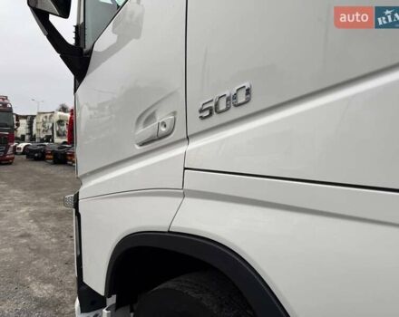 Белый Вольво FH 13, объемом двигателя 12.9 л и пробегом 803 тыс. км за 47178 $, фото 11 на Automoto.ua