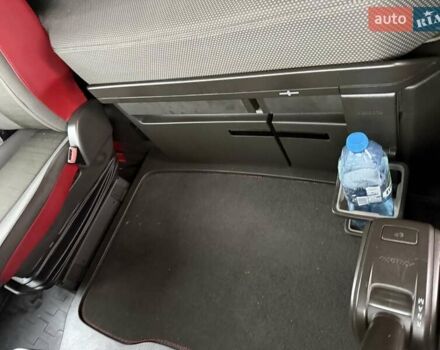 Белый Вольво FH 13, объемом двигателя 12.9 л и пробегом 700 тыс. км за 44888 $, фото 22 на Automoto.ua