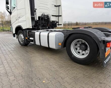 Белый Вольво FH 13, объемом двигателя 12.9 л и пробегом 700 тыс. км за 44888 $, фото 14 на Automoto.ua