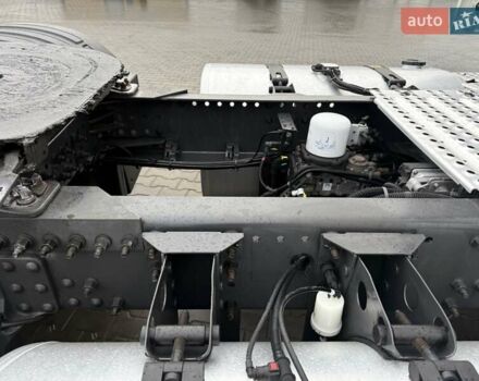 Белый Вольво FH 13, объемом двигателя 12.9 л и пробегом 700 тыс. км за 44888 $, фото 16 на Automoto.ua