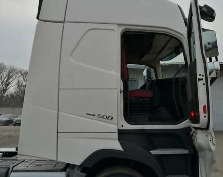 Белый Вольво FH 13, объемом двигателя 12.78 л и пробегом 735 тыс. км за 54500 $, фото 15 на Automoto.ua