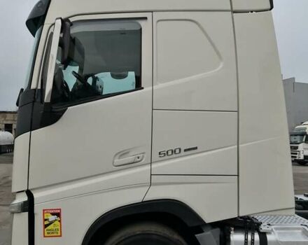 Белый Вольво FH 13, объемом двигателя 12.78 л и пробегом 735 тыс. км за 54500 $, фото 12 на Automoto.ua