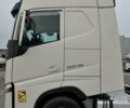 Белый Вольво FH 13, объемом двигателя 12.78 л и пробегом 735 тыс. км за 54500 $, фото 12 на Automoto.ua