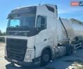 Белый Вольво FH 13, объемом двигателя 12.8 л и пробегом 787 тыс. км за 37466 $, фото 1 на Automoto.ua