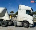 Белый Вольво FH 13, объемом двигателя 12.8 л и пробегом 787 тыс. км за 37466 $, фото 2 на Automoto.ua