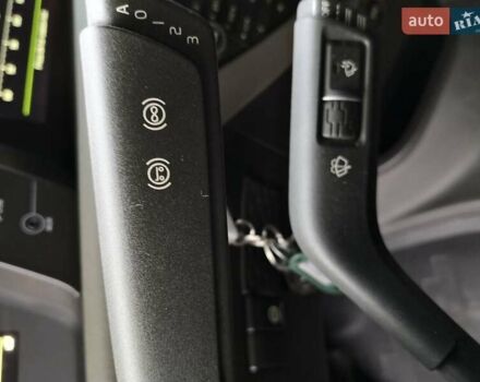 Белый Вольво FH 13, объемом двигателя 12.78 л и пробегом 735 тыс. км за 54500 $, фото 22 на Automoto.ua