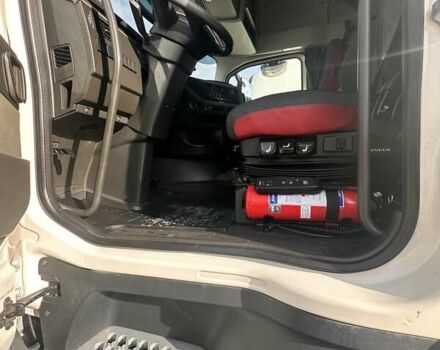Вольво FH 13 2019 у Черкасах на Automoto.ua Білий Вольво FH 13, об'ємом двигуна 0 л та пробігом 650 тис. км за 55000 $, фото 15 на Automoto.ua