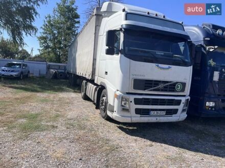 Белый Вольво FH 13, объемом двигателя 13 л и пробегом 1 тыс. км за 15000 $, фото 1 на Automoto.ua