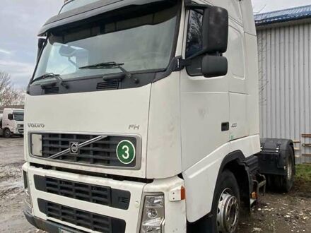 Вольво FH 13 2006 в Тернополе на Automoto.ua Белый Вольво FH 13, объемом двигателя 12.77 л и пробегом 2 тыс. км за 7300 $, фото 1 на Automoto.ua