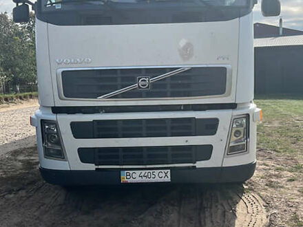 Білий Вольво FH 13, об'ємом двигуна 12.8 л та пробігом 1 тис. км за 16700 $, фото 1 на Automoto.ua