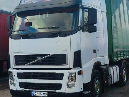 Білий Вольво FH 13, об'ємом двигуна 12.9 л та пробігом 2 тис. км за 11900 $, фото 1 на Automoto.ua