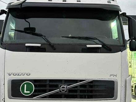 Белый Вольво FH 13, объемом двигателя 12.78 л и пробегом 2 тыс. км за 12500 $, фото 1 на Automoto.ua