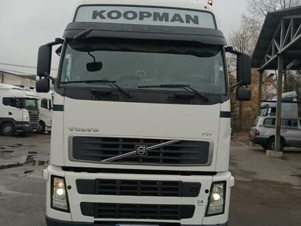 Белый Вольво FH 13, объемом двигателя 12.78 л и пробегом 2 тыс. км за 13000 $, фото 1 на Automoto.ua