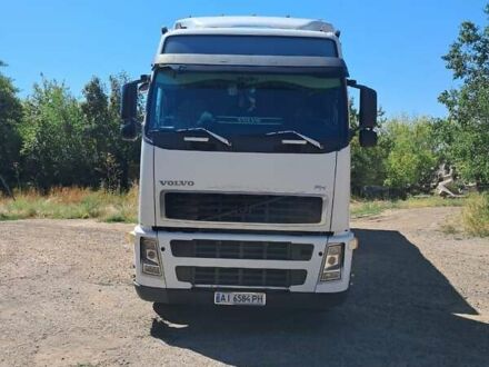 Белый Вольво FH 13, объемом двигателя 12.78 л и пробегом 1 тыс. км за 27000 $, фото 1 на Automoto.ua