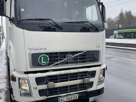 Вольво FH 13 2008 в Ровно на Automoto.ua Белый Вольво FH 13, объемом двигателя 12.7 л и пробегом 1 тыс. км за 12500 $, фото 1 на Automoto.ua