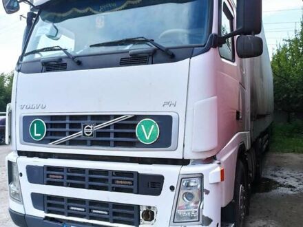 Белый Вольво FH 13, объемом двигателя 12.6 л и пробегом 1 тыс. км за 12500 $, фото 1 на Automoto.ua