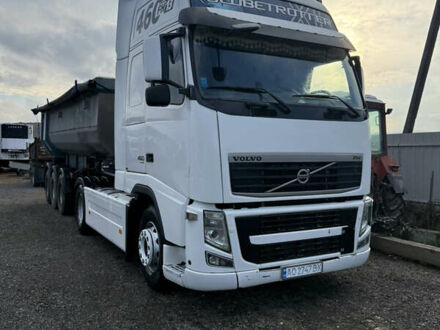 Белый Вольво FH 13, объемом двигателя 0 л и пробегом 1 тыс. км за 19000 $, фото 1 на Automoto.ua
