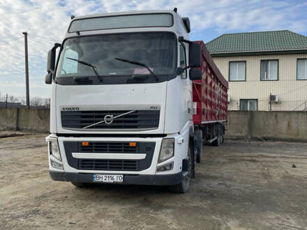 Вольво FH 13 2009 в Измаиле на Automoto.ua Белый Вольво FH 13, объемом двигателя 12.78 л и пробегом 1 тыс. км за 30000 $, фото 1 на Automoto.ua