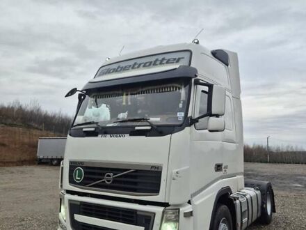 Белый Вольво FH 13, объемом двигателя 12.78 л и пробегом 700 тыс. км за 27841 $, фото 1 на Automoto.ua