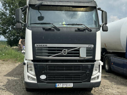 Белый Вольво FH 13, объемом двигателя 0 л и пробегом 4 тыс. км за 26500 $, фото 1 на Automoto.ua