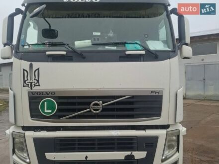 Білий Вольво FH 13, об'ємом двигуна 12 л та пробігом 4 тис. км за 23199 $, фото 1 на Automoto.ua