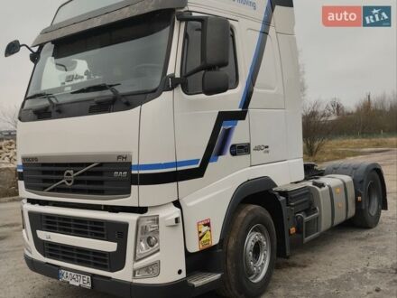 Белый Вольво FH 13, объемом двигателя 12.9 л и пробегом 800 тыс. км за 29200 $, фото 1 на Automoto.ua
