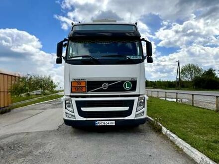 Вольво FH 13 2013 у Бердичеве на Automoto.ua Білий Вольво FH 13, об'ємом двигуна 12.78 л та пробігом 819 тис. км за 44494 $, фото 1 на Automoto.ua