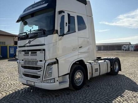 Білий Вольво FH 13, об'ємом двигуна 12.78 л та пробігом 840 тис. км за 32000 $, фото 1 на Automoto.ua