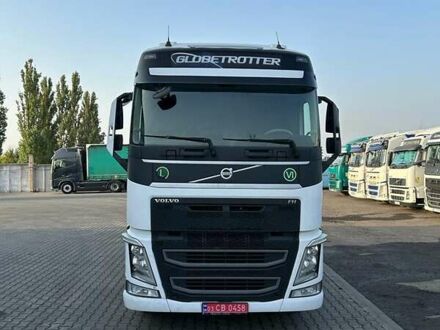 Белый Вольво FH 13, объемом двигателя 13 л и пробегом 948 тыс. км за 30100 $, фото 1 на Automoto.ua