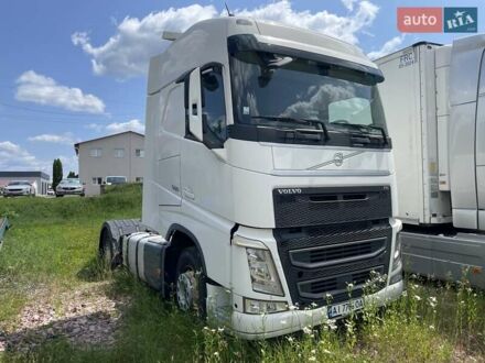 Вольво FH 13 2016 в Киеве на Automoto.ua Белый Вольво FH 13, объемом двигателя 12.8 л и пробегом 833 тыс. км за 41328 $, фото 1 на Automoto.ua