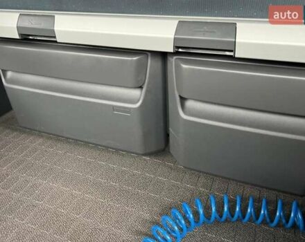 Черный Вольво FH 13, объемом двигателя 13 л и пробегом 900 тыс. км за 27300 $, фото 23 на Automoto.ua