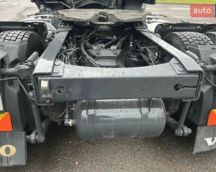 Черный Вольво FH 13, объемом двигателя 13 л и пробегом 900 тыс. км за 27300 $, фото 34 на Automoto.ua