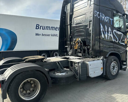 Черный Вольво FH 13, объемом двигателя 0 л и пробегом 825 тыс. км за 29500 $, фото 3 на Automoto.ua