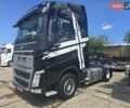 Чорний Вольво FH 13, об'ємом двигуна 0 л та пробігом 876 тис. км за 33108 $, фото 1 на Automoto.ua