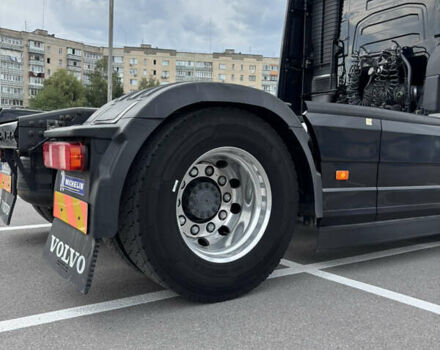 Черный Вольво FH 13, объемом двигателя 12.78 л и пробегом 120 тыс. км за 41500 $, фото 9 на Automoto.ua