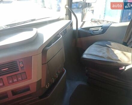 Чорний Вольво FH 13, об'ємом двигуна 0 л та пробігом 760 тис. км за 35000 $, фото 3 на Automoto.ua