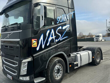 Черный Вольво FH 13, объемом двигателя 0 л и пробегом 825 тыс. км за 29500 $, фото 1 на Automoto.ua