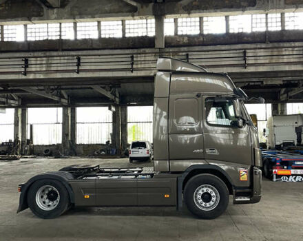 Коричневий Вольво FH 13, об'ємом двигуна 0 л та пробігом 913 тис. км за 29100 $, фото 3 на Automoto.ua