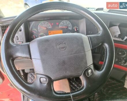 Красный Вольво FH 13, объемом двигателя 12.8 л и пробегом 2 тыс. км за 18500 $, фото 19 на Automoto.ua