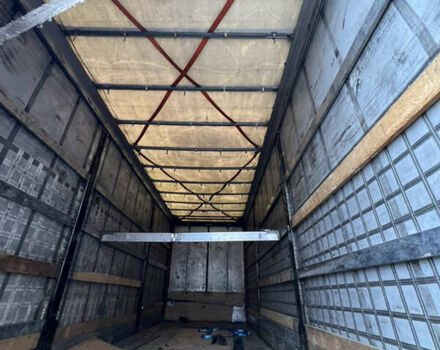 Червоний Вольво FH 13, об'ємом двигуна 0 л та пробігом 950 тис. км за 43000 $, фото 11 на Automoto.ua