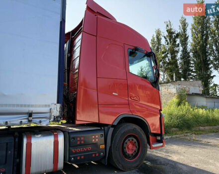 Червоний Вольво FH 13, об'ємом двигуна 12.78 л та пробігом 429 тис. км за 42000 $, фото 3 на Automoto.ua