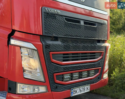 Червоний Вольво FH 13, об'ємом двигуна 12.78 л та пробігом 429 тис. км за 42000 $, фото 7 на Automoto.ua