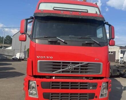 Вольво FH 13 2006 в Виннице на Automoto.ua Красный Вольво FH 13, объемом двигателя 13 л и пробегом 1 тыс. км за 16500 $, фото 1 на Automoto.ua