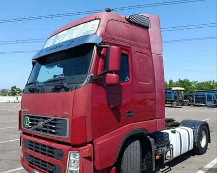 Красный Вольво FH 13, объемом двигателя 12.78 л и пробегом 1 тыс. км за 12000 $, фото 1 на Automoto.ua