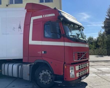 Красный Вольво FH 13, объемом двигателя 12.78 л и пробегом 1 тыс. км за 15500 $, фото 2 на Automoto.ua