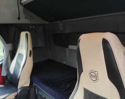 Красный Вольво FH 13, объемом двигателя 12.78 л и пробегом 2 тыс. км за 31000 $, фото 18 на Automoto.ua