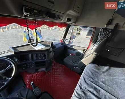 Красный Вольво FH 13, объемом двигателя 12.78 л и пробегом 2 тыс. км за 14496 $, фото 13 на Automoto.ua