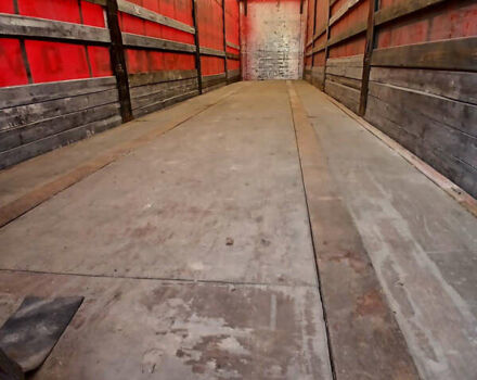 Красный Вольво FH 13, объемом двигателя 0 л и пробегом 1 тыс. км за 17500 $, фото 15 на Automoto.ua