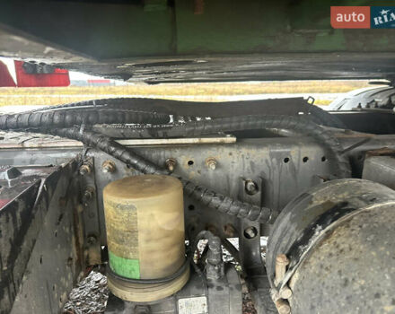 Красный Вольво FH 13, объемом двигателя 0 л и пробегом 900 тыс. км за 11500 $, фото 6 на Automoto.ua